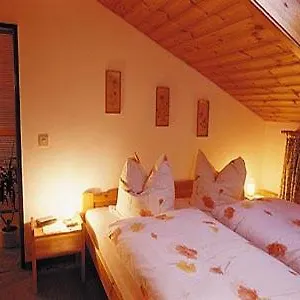 Apartment Tichy